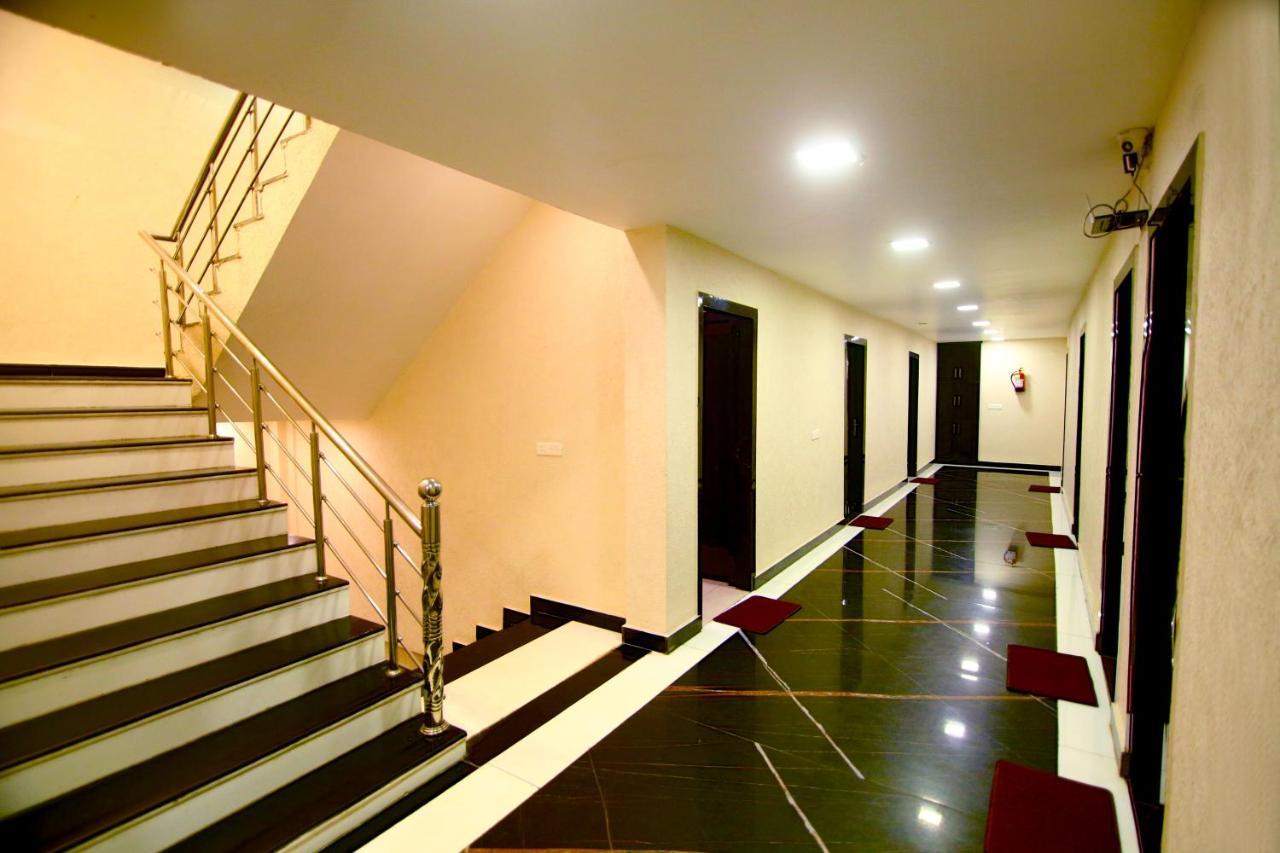 Hotel Gharonda Rishīkesh Екстериор снимка