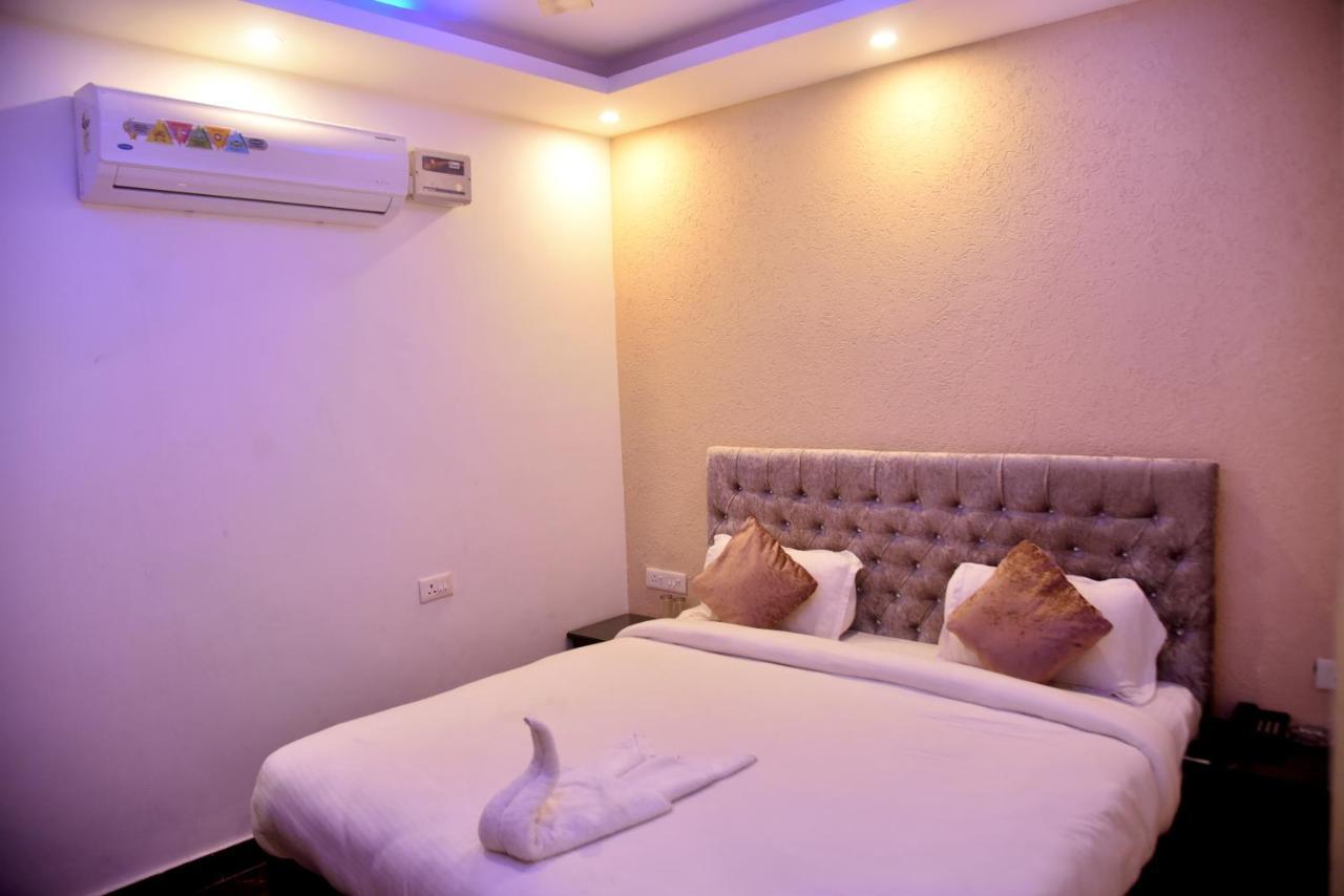 Hotel Gharonda Rishīkesh Екстериор снимка